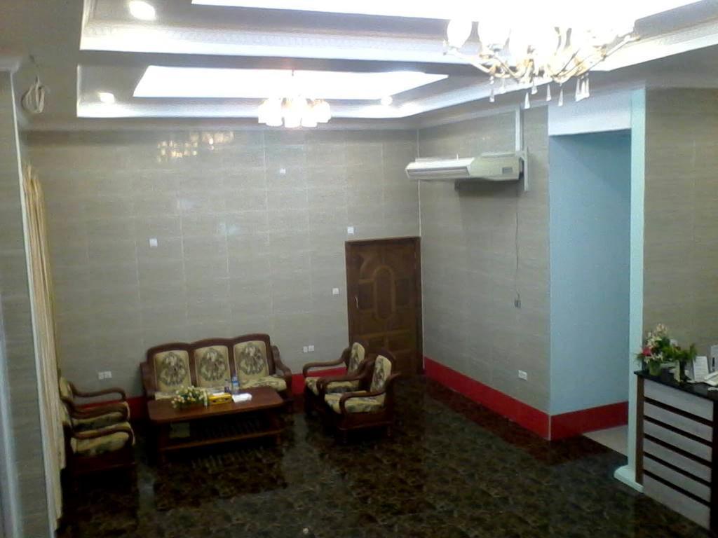 Aung Tha Pyay Hotel 3 Γιανγκόν Εξωτερικό φωτογραφία