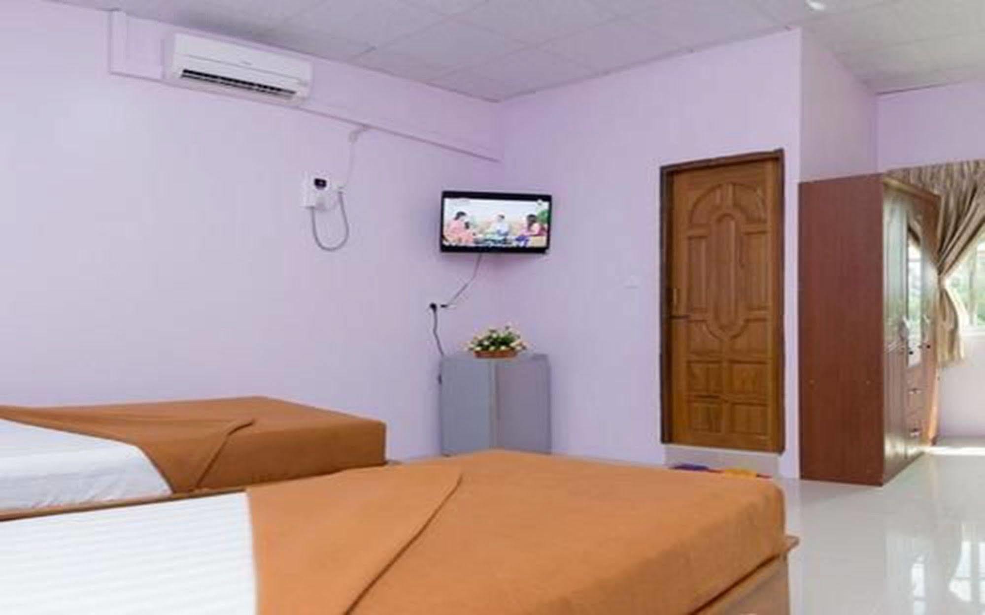 Aung Tha Pyay Hotel 3 Γιανγκόν Εξωτερικό φωτογραφία